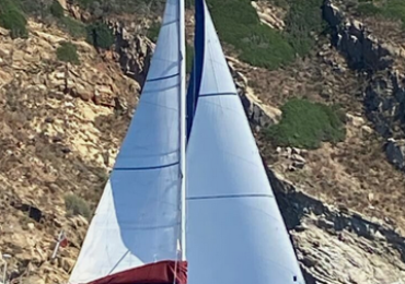 Barca a vela Benetau